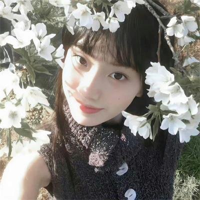 为了吃软饭，我嫁给了女帝